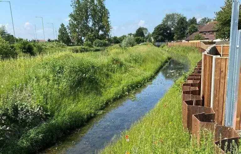 Velda Close Flood Defence Scheme. Credit: CPE Velda Close Flood Defence Scheme. Credit: CPE